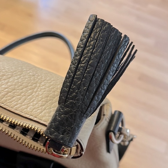 Kate Spade black and off-white handbag - perfect used condition. - Picture 5 of 8